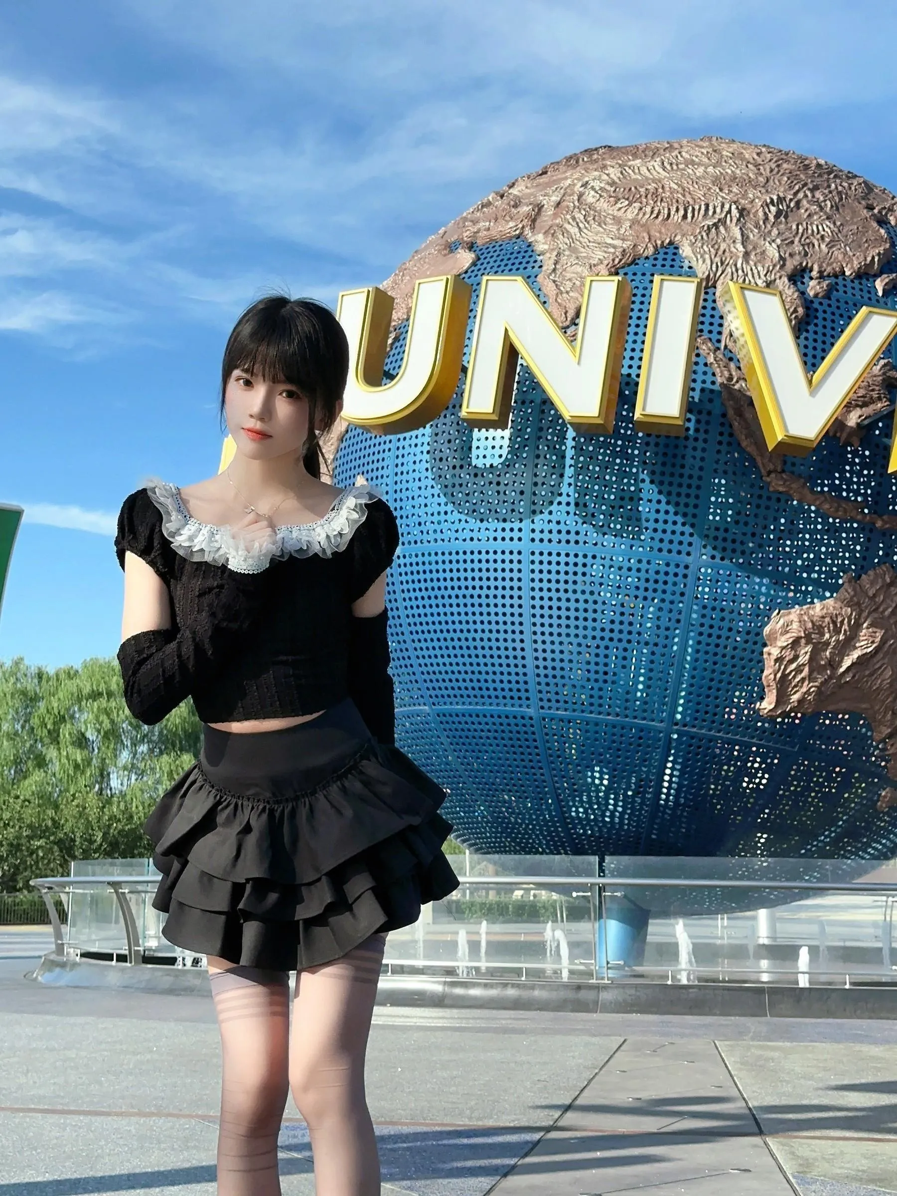 桜桃喵 – NO.165 灰丝 [14P]插图1